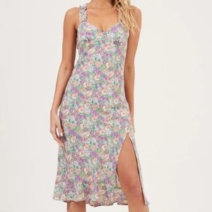 ASTR Floral Sleeveless Dress Size Large Crisscross Straps Slits Pink Green